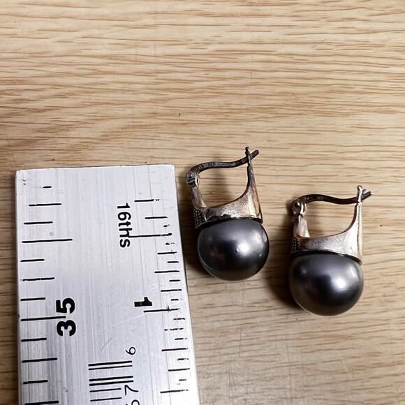 VINTAGE FAUX GRAY PEARL & MARCASITE STERLING SILVER 925 DROP EARRINGS ~ 1 in - Picture 8 of 9